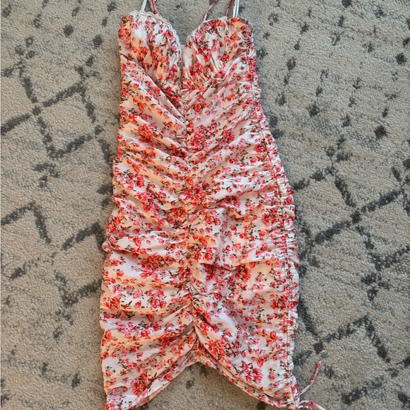 Princess Polly Red Floral Mini Dress - Picture 1 of 5